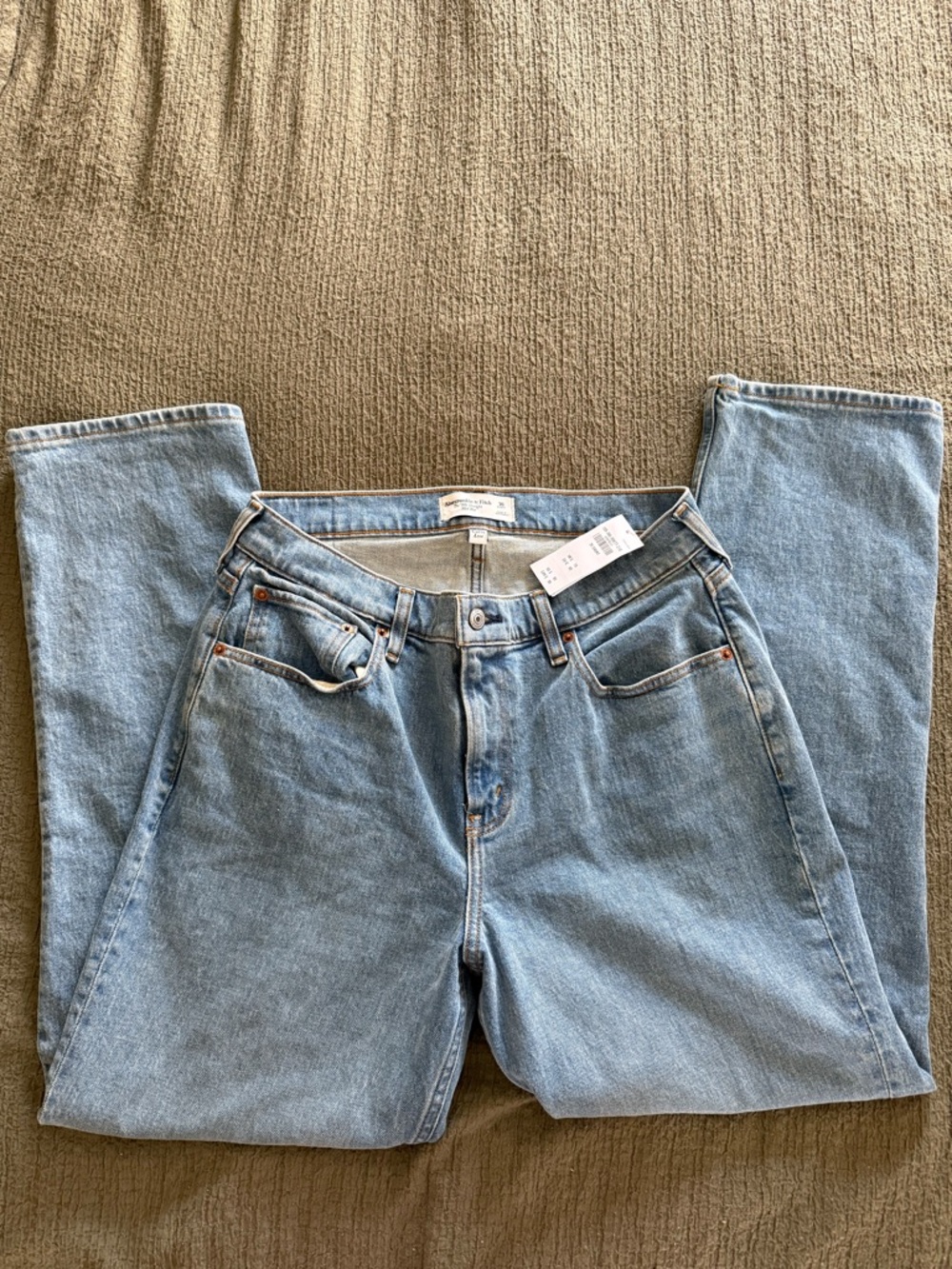 Abercrombie & Fitch Curve Love